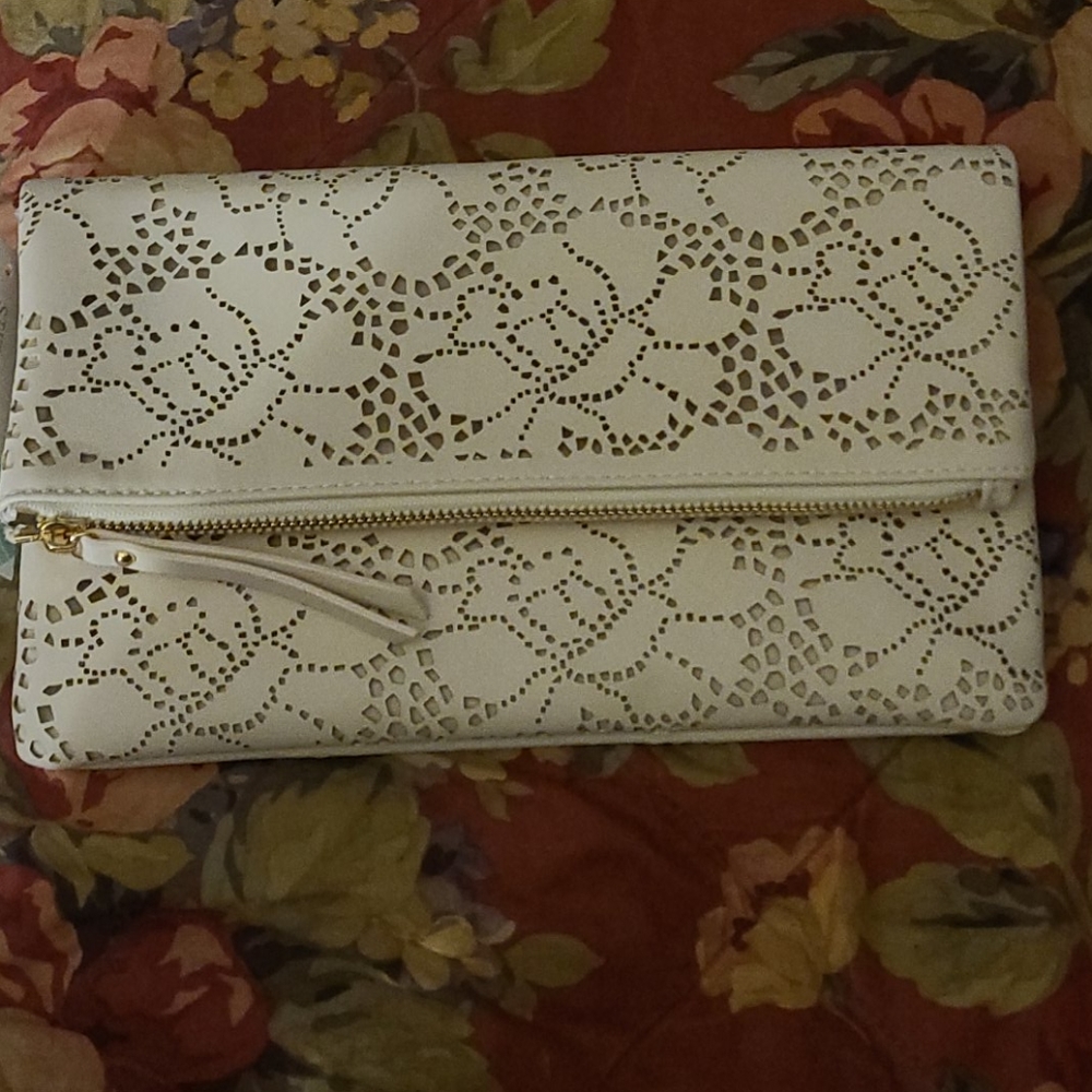Arabella clutch